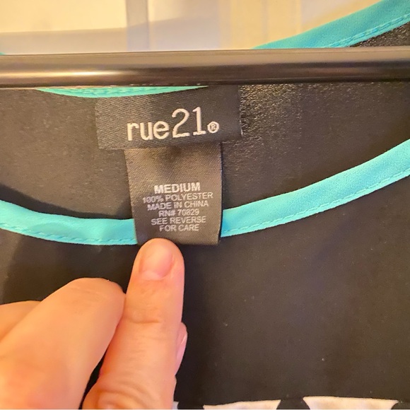 Rue 21, black and white polka dot w/ teal trim, size M. - Picture 3 of 4